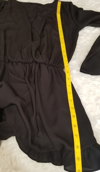 Honey Punch black long Sleeves romper, surplice.S - Picture 14 of 14